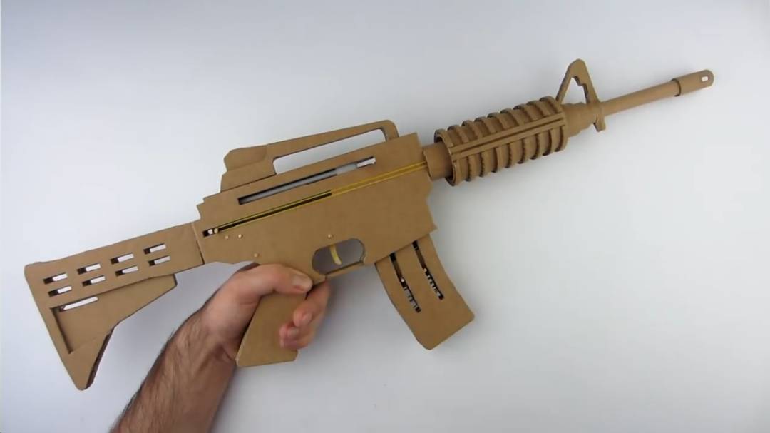 如何用纸板制作一把m4冲锋枪 (11)